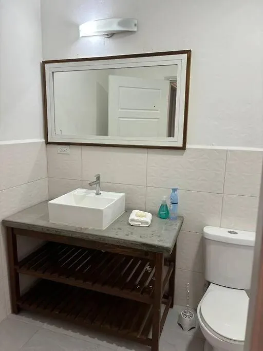 아파트 2 Bedroom Tranquil Retreat 포트오브스페인