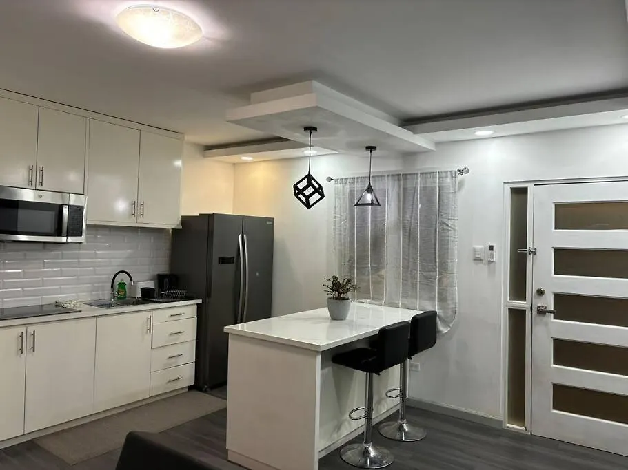2 Bedroom Tranquil Retreat 포트오브스페인
